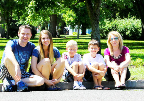 family-main family-main